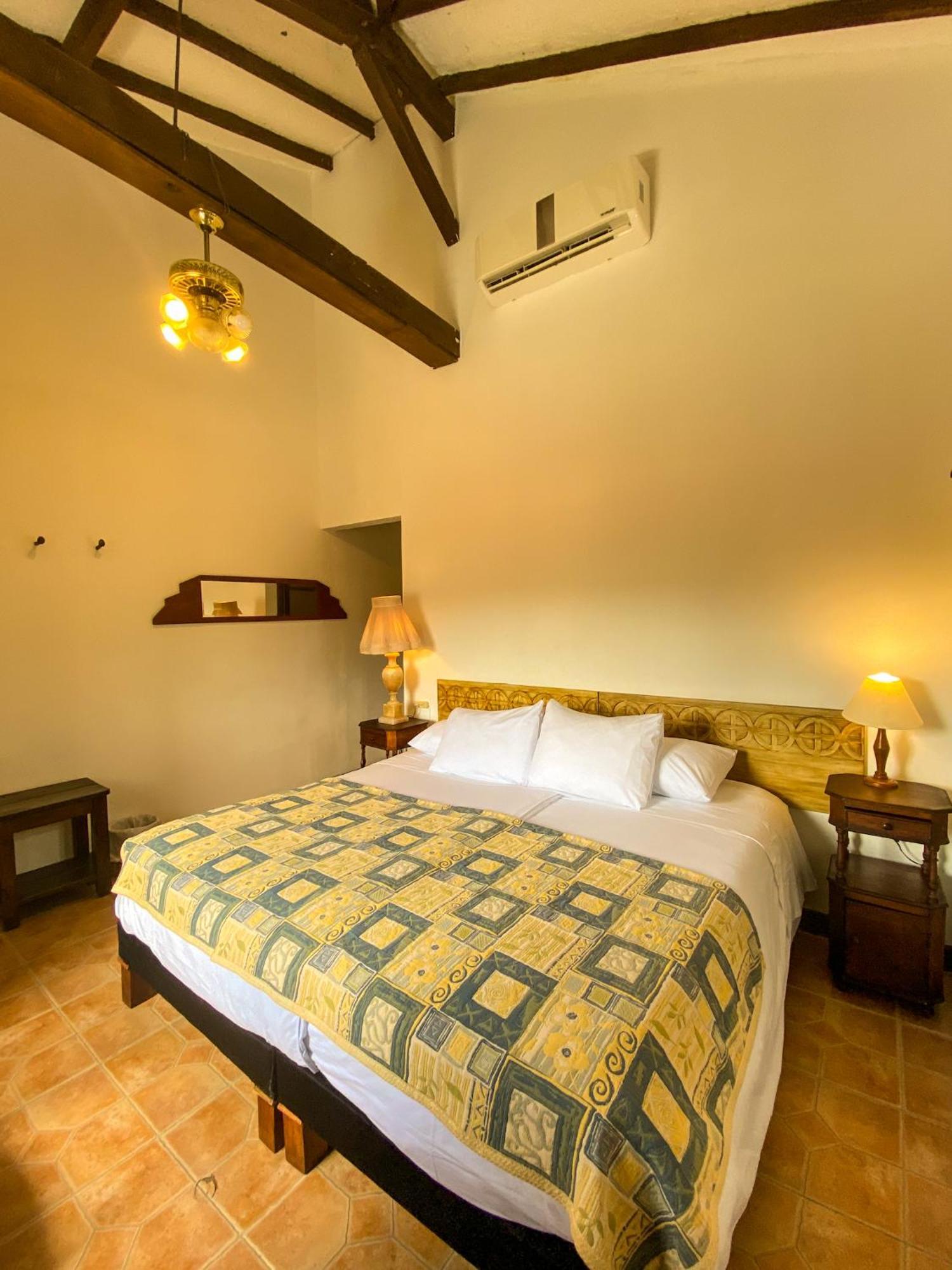Hotel Mariscal Robledo Santa Fe de Antioquia Exteriör bild