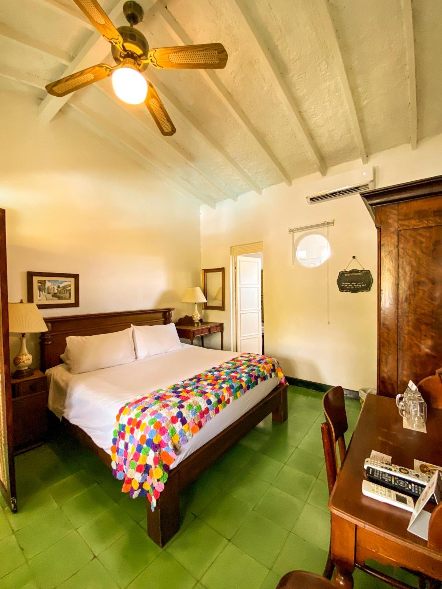 Hotel Mariscal Robledo Santa Fe de Antioquia Exteriör bild